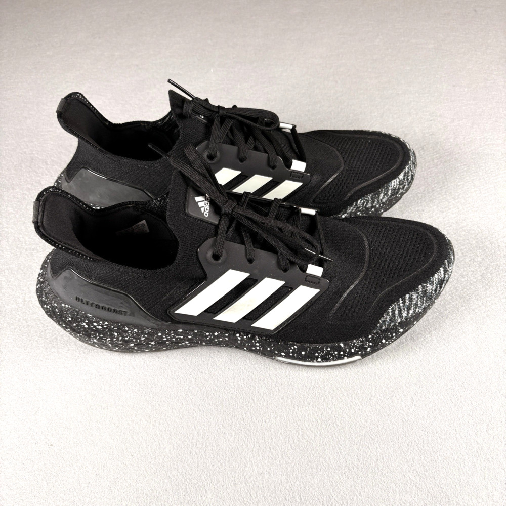 Adidas Ultraboost 22 Men's Size 13 Black White Speckled Sole Running Shoes